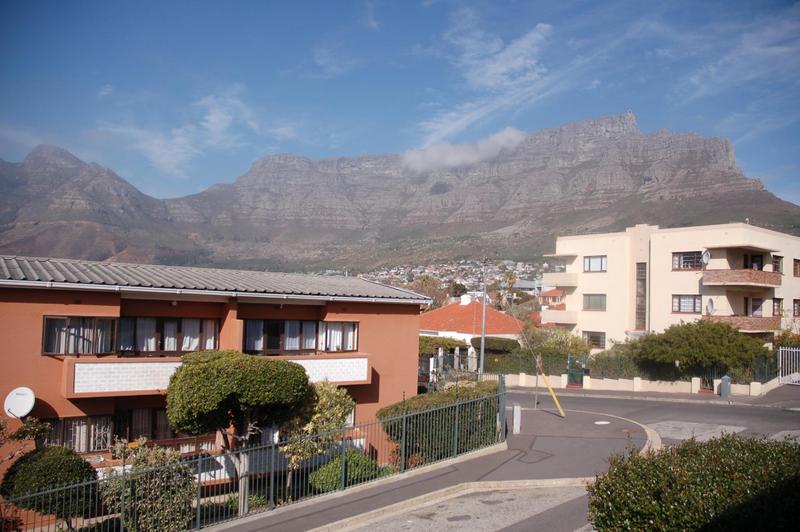 To Let 1 Bedroom Property for Rent in Tamboerskloof Western Cape